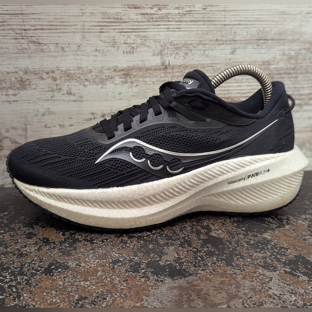 Womens Saucony Triumph 21 Running Shoes Sz 6.5 Used S10881-10
